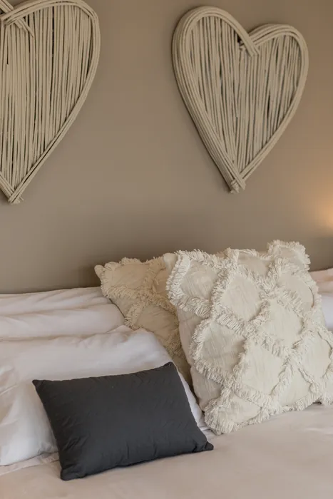 Guest bedroom